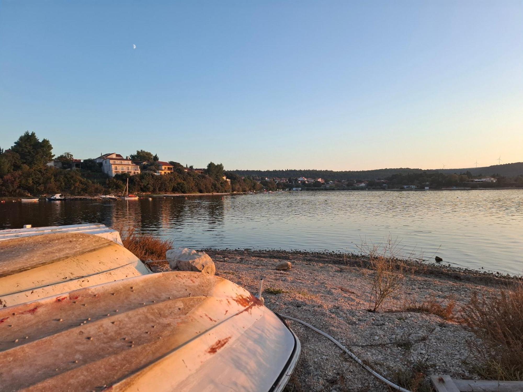 Apartmani Orhideja Gornji Karin Exteriör bild