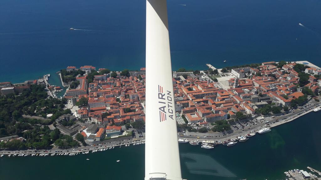 Apartmani Orhideja Gornji Karin Exteriör bild