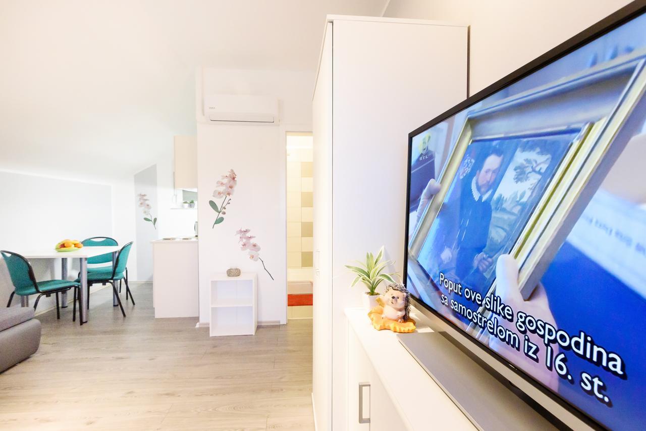 Apartmani Orhideja Gornji Karin Exteriör bild