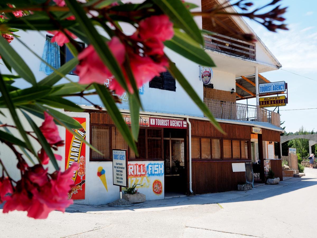 Apartmani Orhideja Gornji Karin Exteriör bild